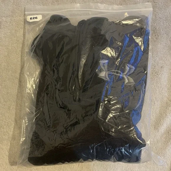 Under Armour Sweater Men XL Black Loose Catalyst All Season Gear 1/4 Zip Workout - Picture 9 of 9